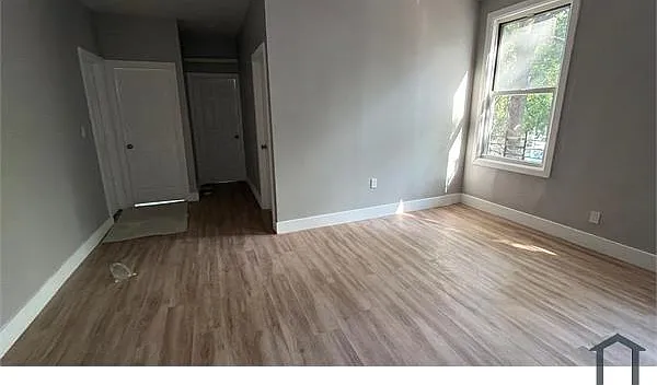 1171 Grant Ave #2E — Photo 3