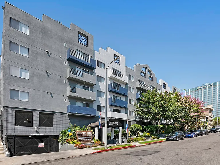 Kingsley Drive — Photo 8