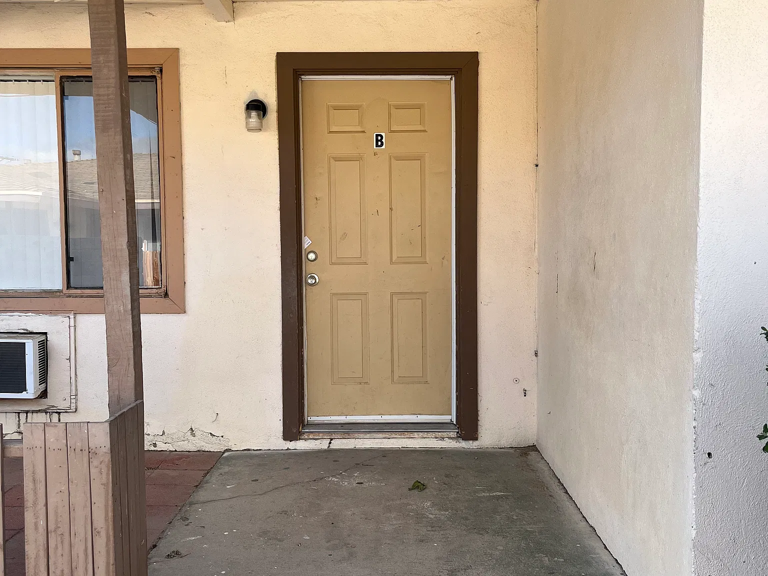 2 bed, 800 sqft, $1,350 — Photo 2