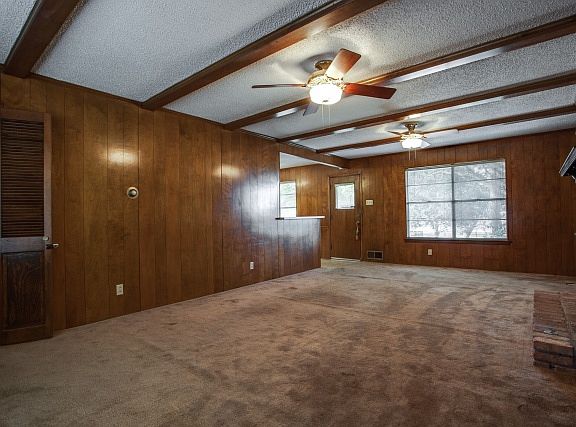 4th image of 2305 Saint Francis Ave