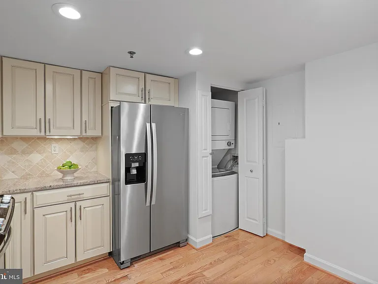 601 Pennsylvania Ave NW #612 — Photo 10