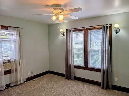 213-215 Dana Ave — Photo 11