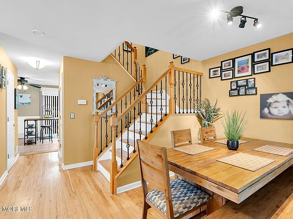 3rd image of 810 4th Avenue