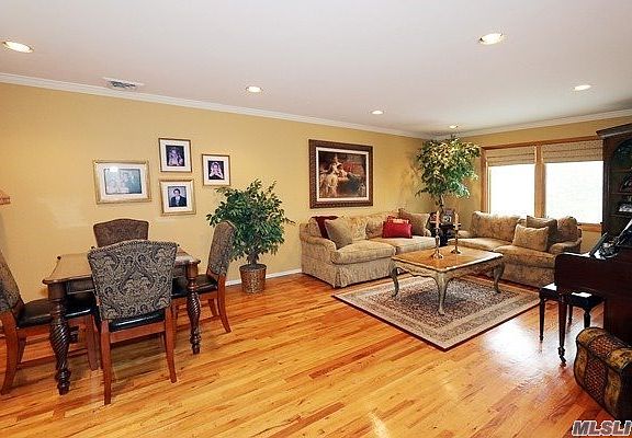 3rd image of 58 Cornell Dr
