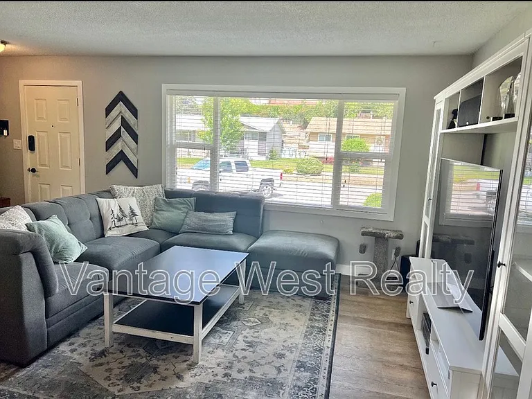 210A Dell Rd — Photo 8