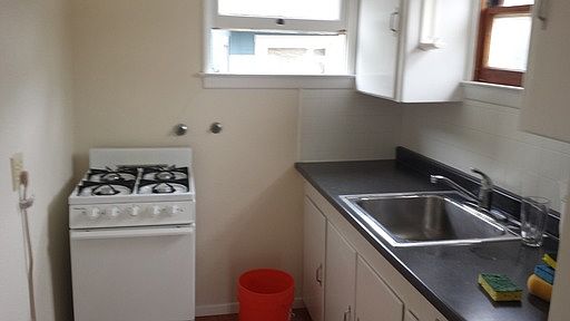 2nd image of 2975 Fir Ave