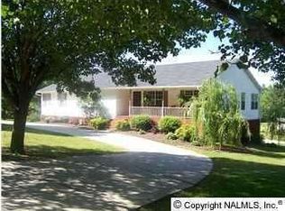2153 Pine Lake Dr NW, Arab, AL 35016