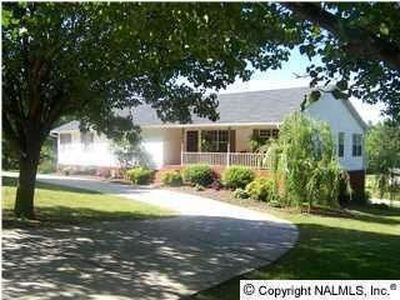 2153 Pine Lake Dr NW, Arab, AL, 35016