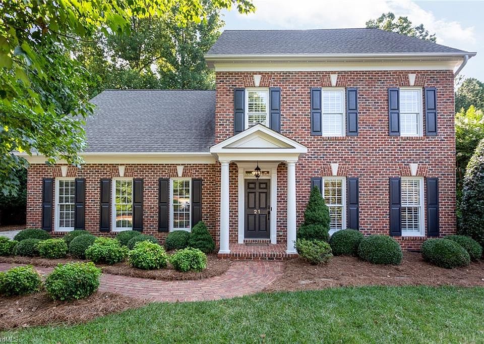 1st image of 21 Middlefield Ct