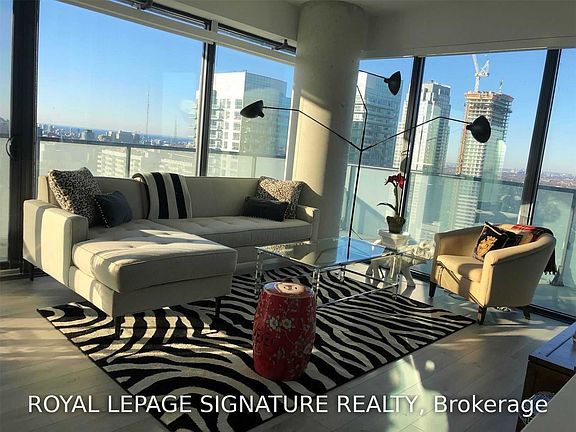 4th image of 161 Roehampton Ave #3310