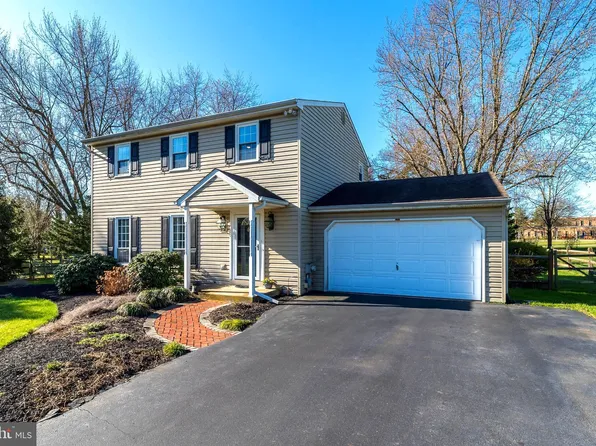 1108 Amber Ln, Lansdale, PA 19446