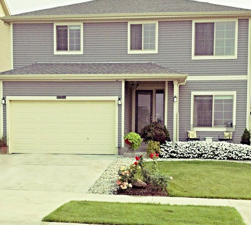 1st image of 19152 E 49th Ave