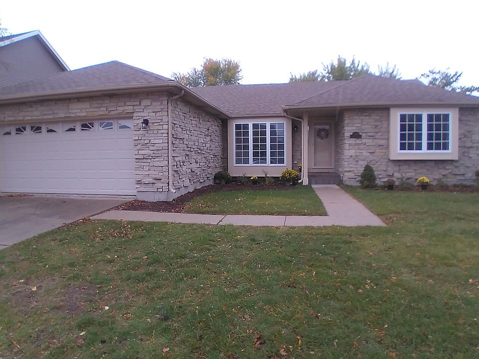 1st image of 4910 Castaway Ln