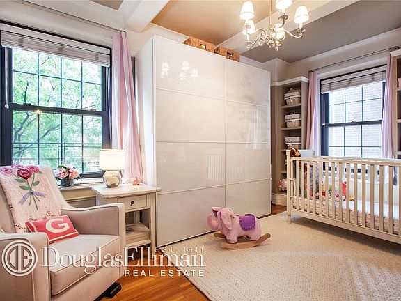 3rd image of 33 5th Ave #4C