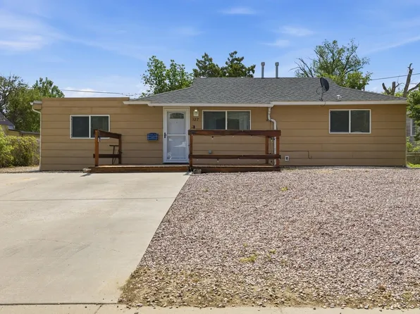 127 N Minnesota Ave, Casper, WY 82609