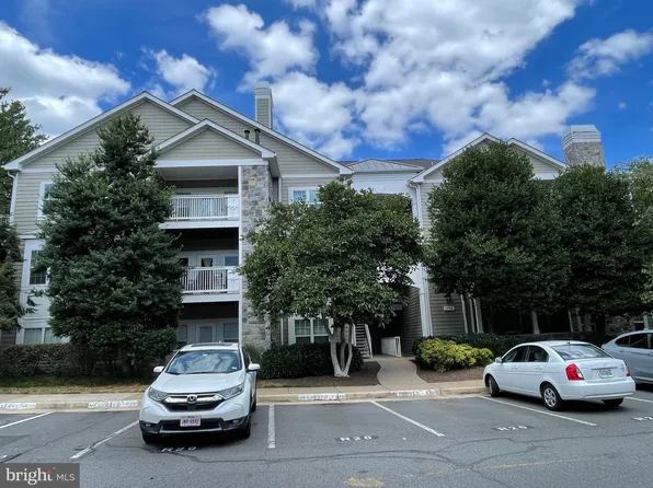 1720 Lake Shore Crest Dr APT 3, Reston, VA 20190