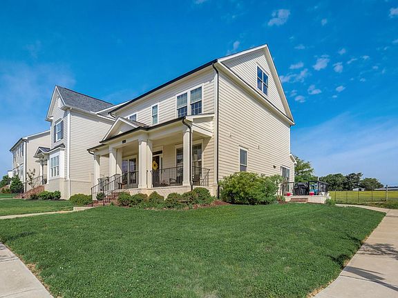2nd image of 2095 Bushnell Farm Dr