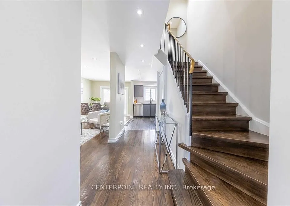 3 bed, $3,500 — Photo 2