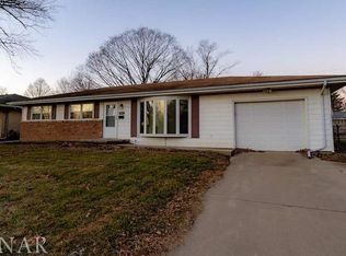 404 E Lincoln St, Normal, IL 61761