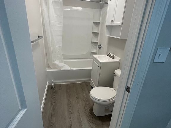 5th image of 65 Gordon St
