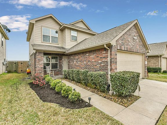 2nd image of 2818 Maybrook Hollow Ln