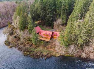 30728 Central St, Gates, OR 97346