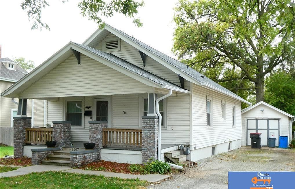 1007 N 11th St Beatrice NE 68310 Zillow