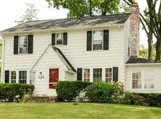 138 Lyons Rd, Scarsdale, NY 10583