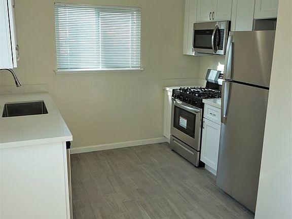5th image of 1809 Joan Way APT 1