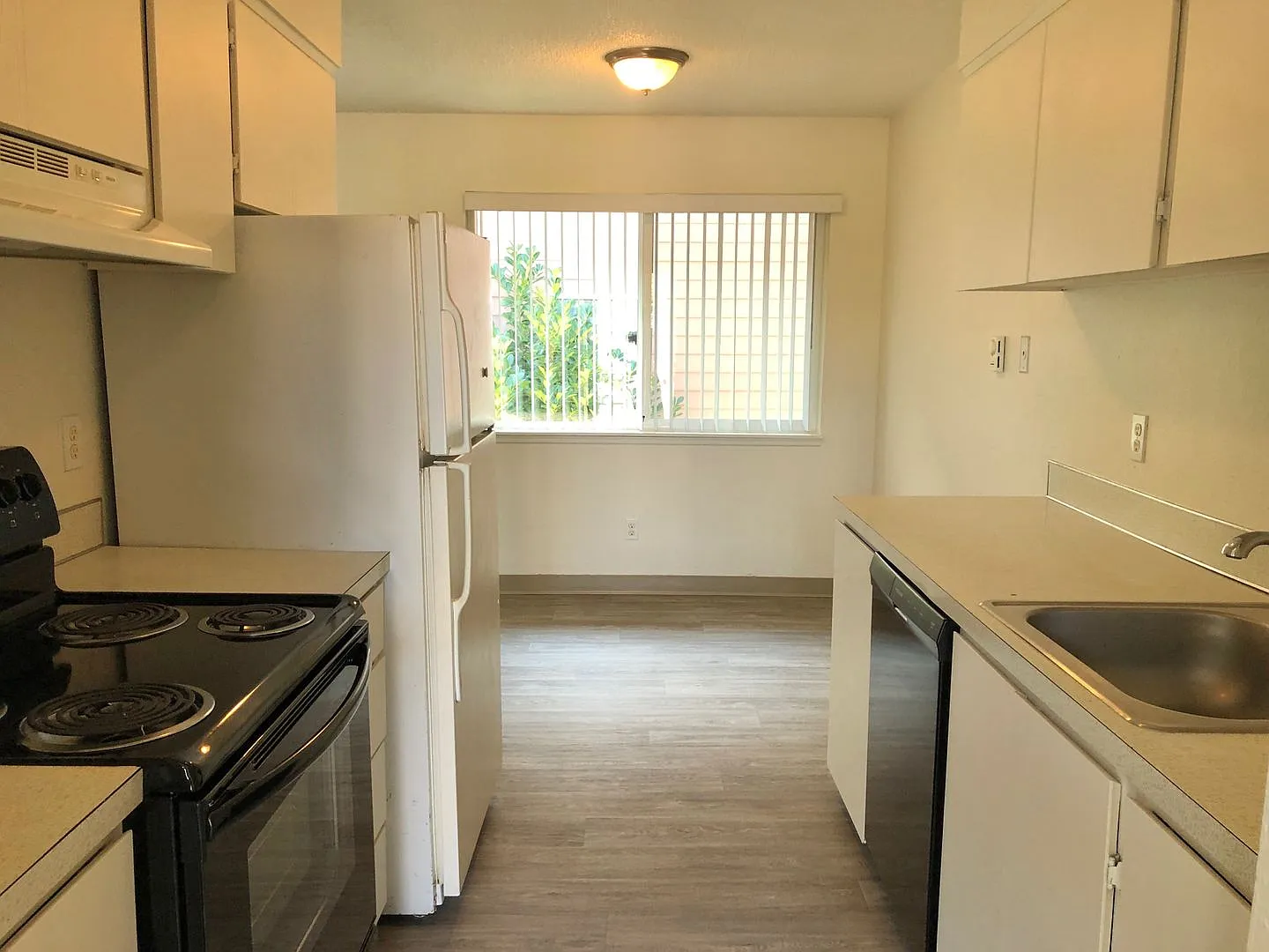 Pamela Terrace — Photo 2