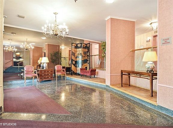 2nd image of 7141 N Kedzie Ave APT 307