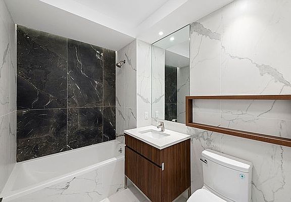 5th image of 224 E 135th St #401N