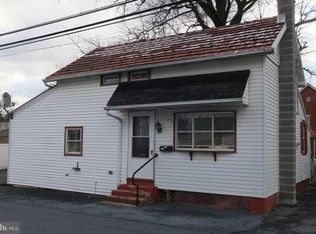139 W Chestnut St, Manheim, PA 17545