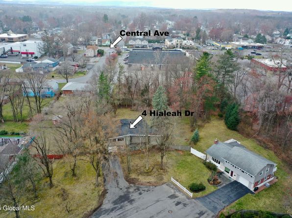 4 Hialeah Drive, Albany, NY 12205