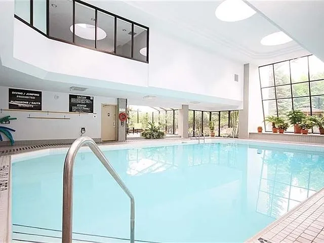 1500 Riverside Dr #1902 — Photo 4
