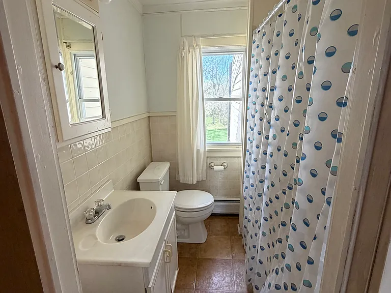 366-68 N Main St #1 — Photo 8