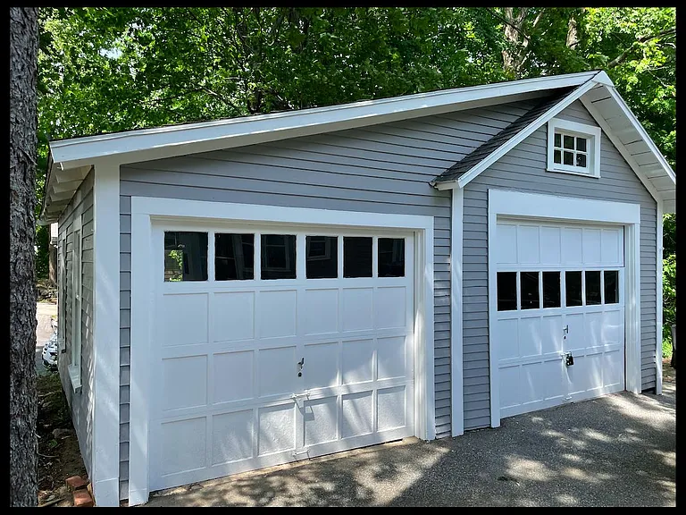 Garage (right side of garage is for Unit 2 use)