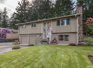 12418 Tatoosh Rd E, Puyallup, WA 98374