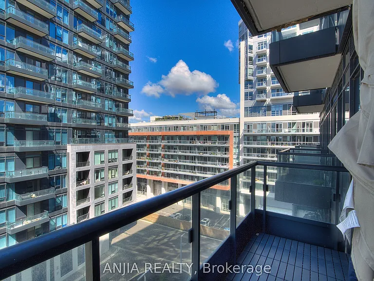 8868 Yonge St #701 — Photo 10