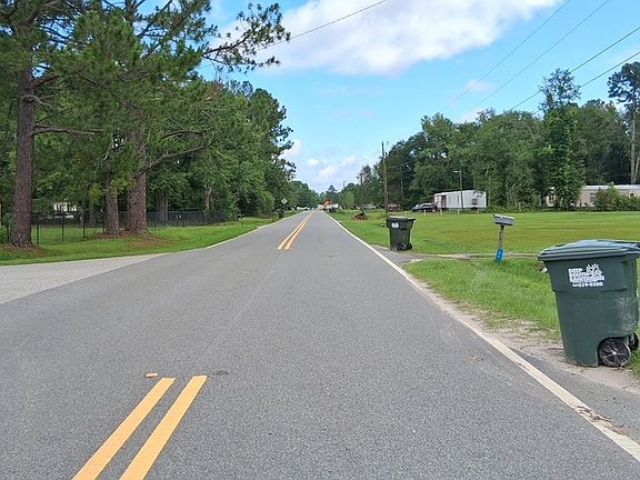 5th image of 50 Barber Rd