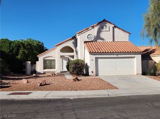 25 Jensen Dr, Henderson, NV 89074