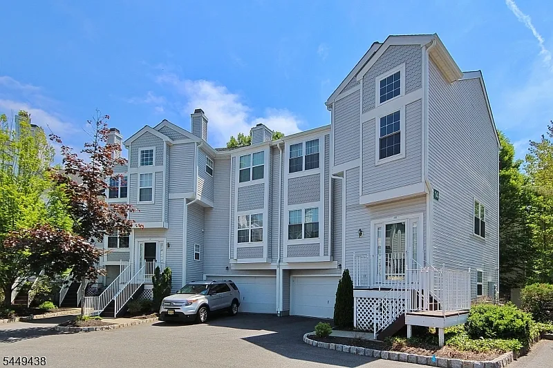 2 bed, 2.5 bath, $3,250 — Photo 3