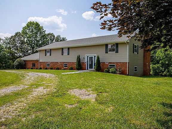 2nd image of 111 Scenic Dr