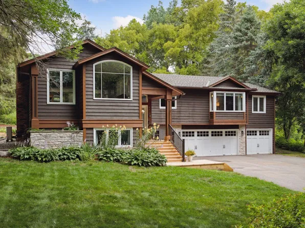 4410 Shady Ln, Mound, MN 55364