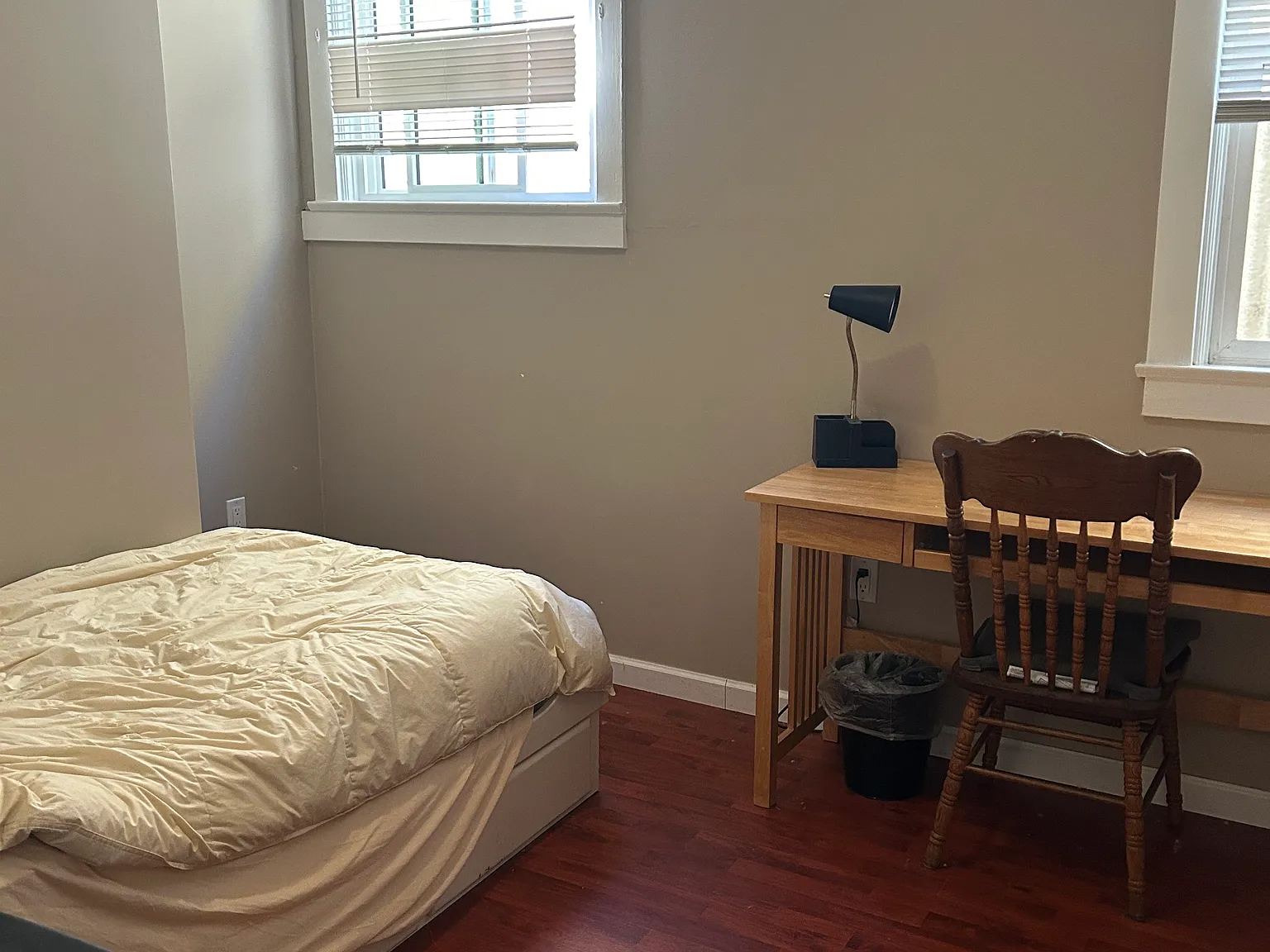 6 bed, 2.5 bath, 110 sqft, $1,750 — Photo 1