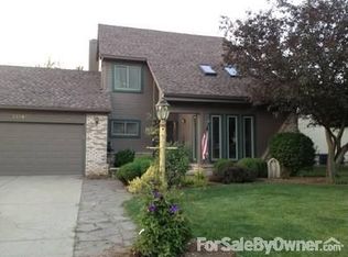 24560 Jamestowne Rd, Novi, MI 48375