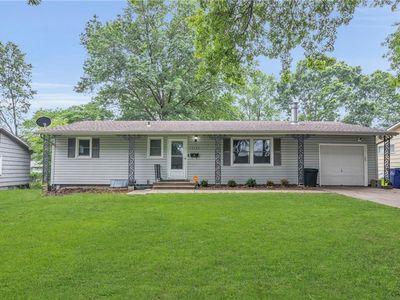 13133 Sycamore Ave, Grandview, MO, 64030