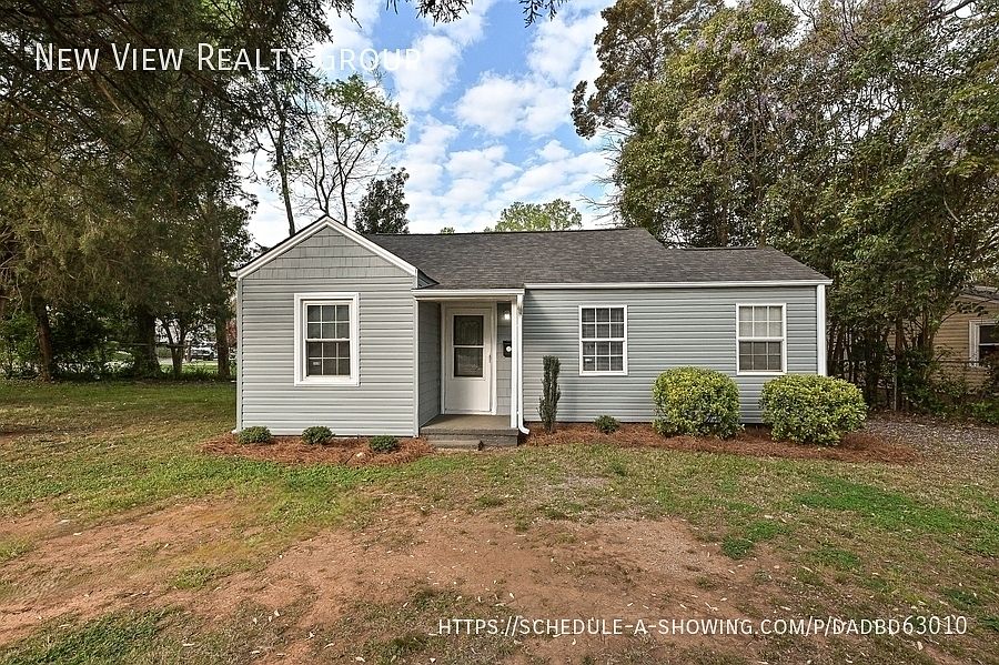 1st image of 301 Seldon Dr