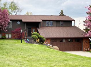 6800 Lorraine St, Marlette, MI 48453