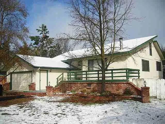 45989 Beechwood Dr photo 1